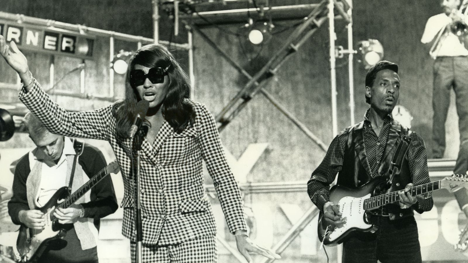 TinaTurner-on-stage-with-Ike-Turner-in-1966